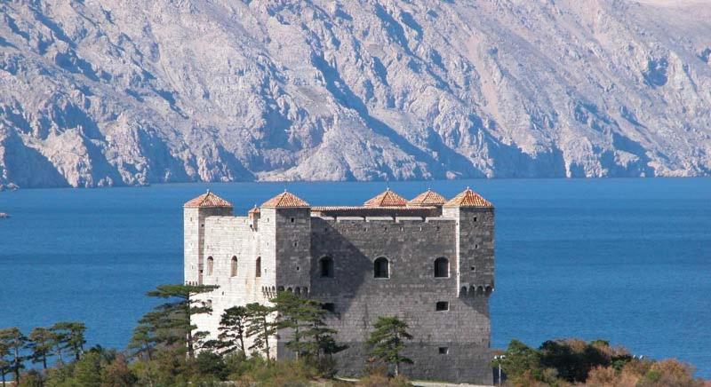 Apartments Adriatic 3 Селце Экстерьер фото