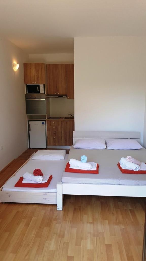 Apartments Adriatic 3 Селце Номер фото